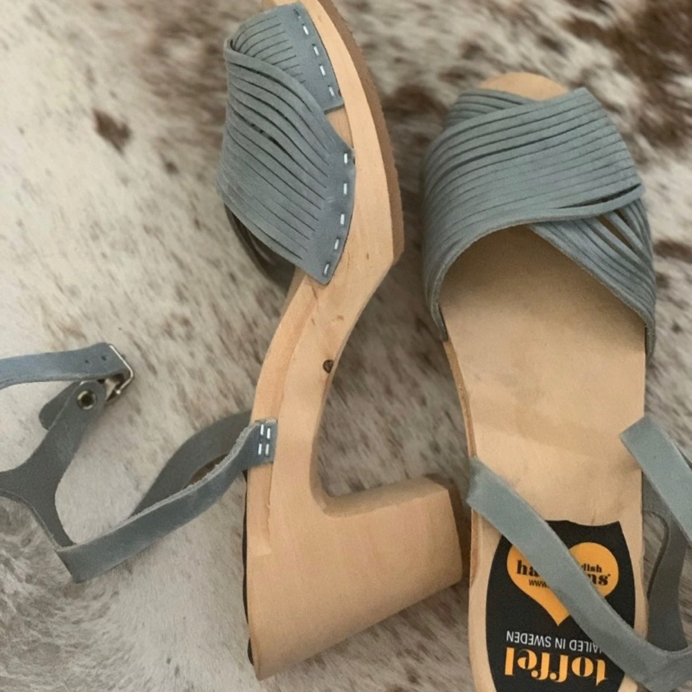 Swedish Hasbeens (size 39)